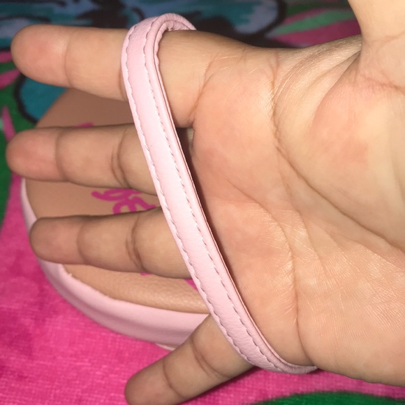 NWT Betsey Johnson Coin Purse/Wristlet Donut 🍩 - Picture 5 of 7